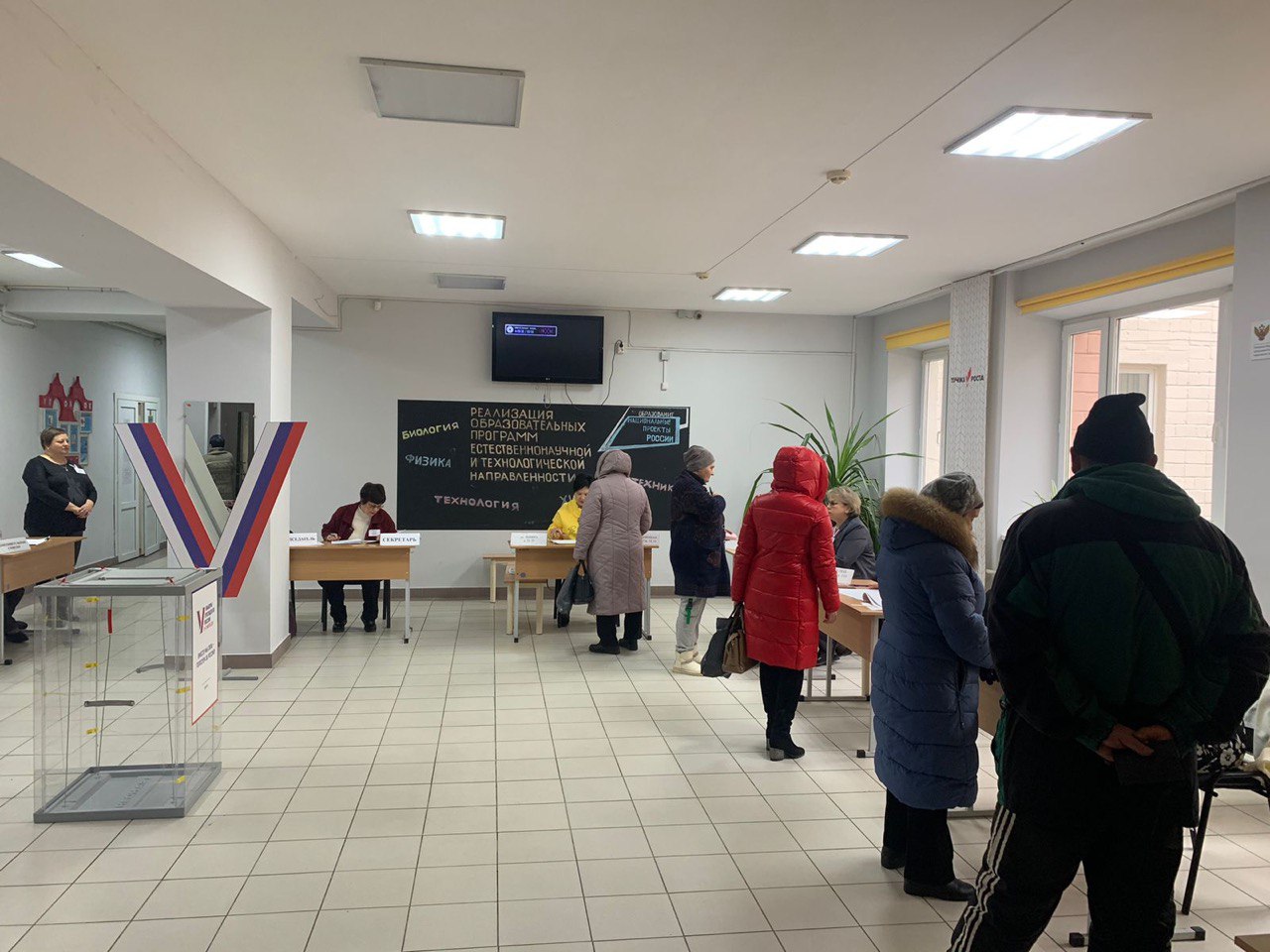 Все избирательные участки Усть-Донецкого района приступили к голосованию